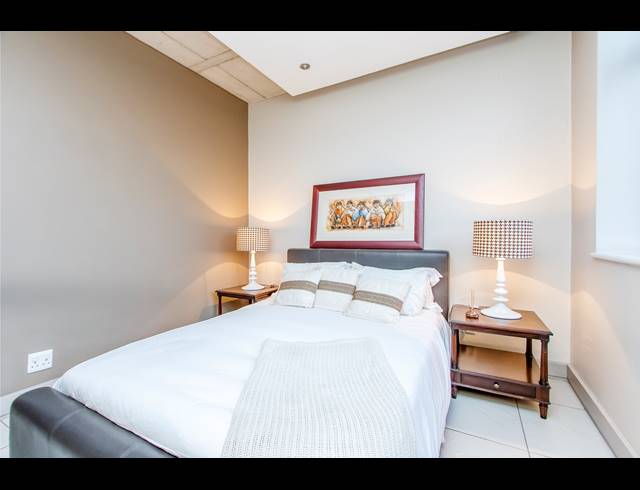 2 BEDROOM APARTMENT TO LET IN MELROSE ARCH